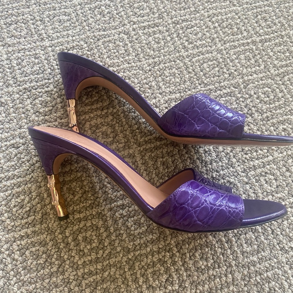 Gucci bamboo heels